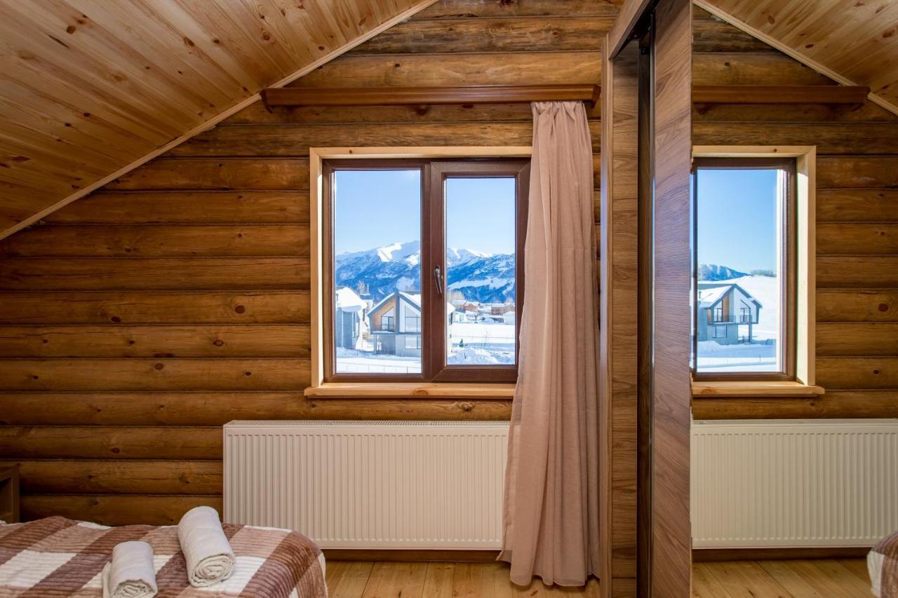 Snow Time Eco Chalet Gudauri Eksteriør billede