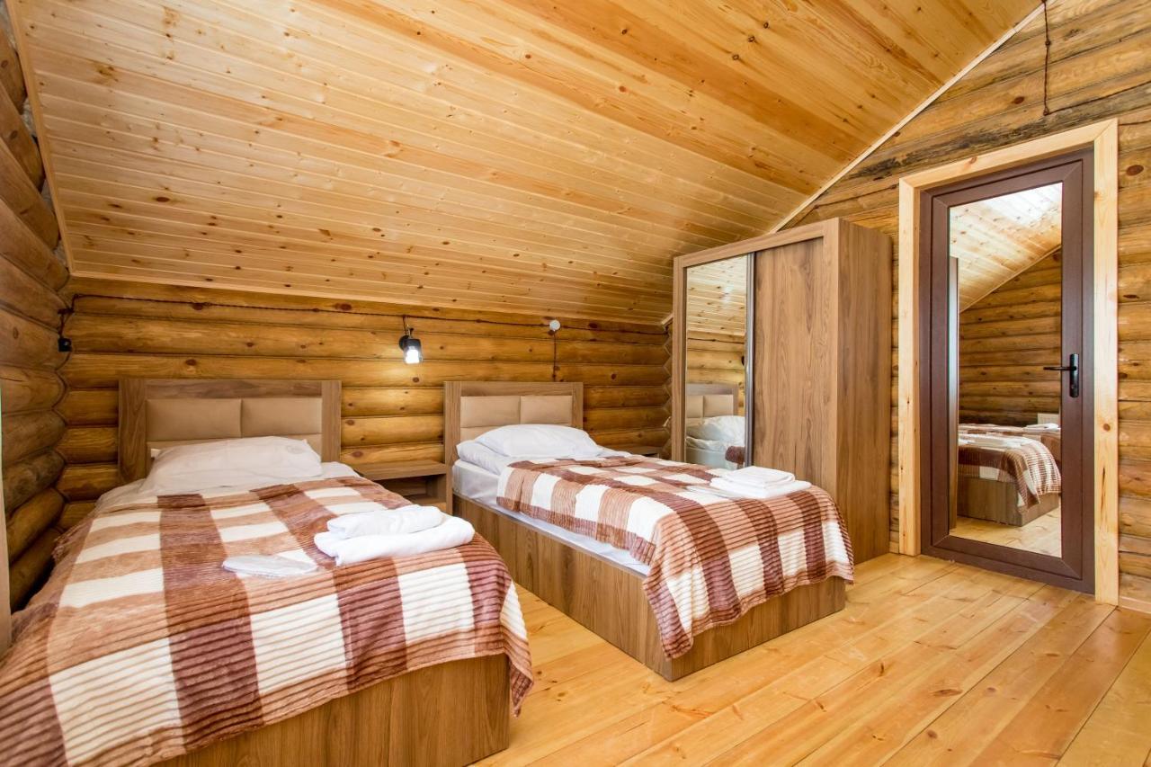 Snow Time Eco Chalet Gudauri Eksteriør billede