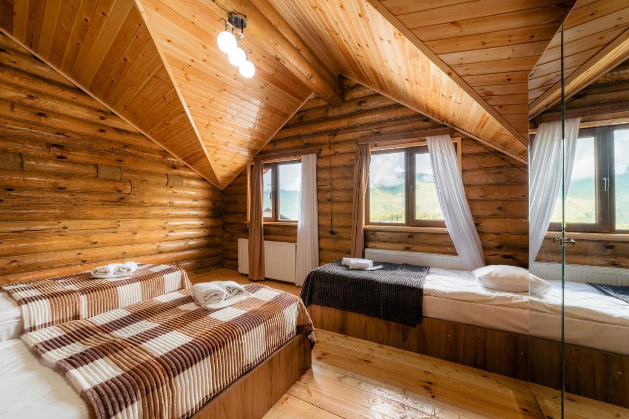 Snow Time Eco Chalet Gudauri Eksteriør billede